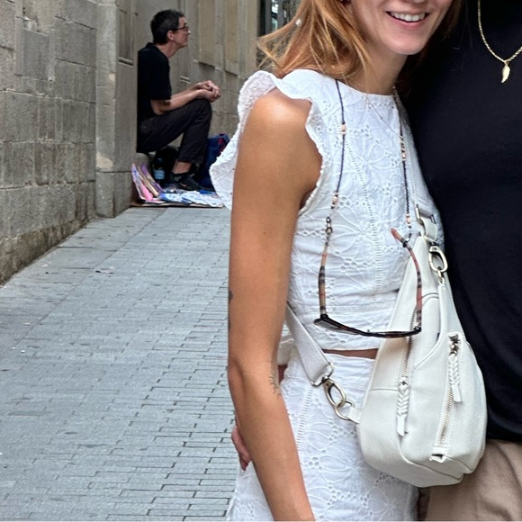 Cream Sling Bag - Picture 5 of 5